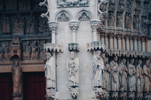 Light show inside the dome of Amiens Cathedral in France, so beautiful it makes you cry!