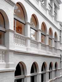 Hong Kong · Black and White Art Center hidden in the park ｜