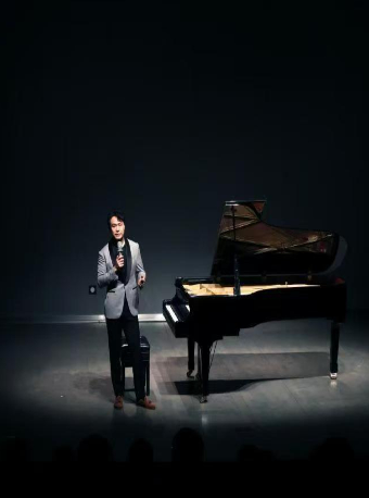「濰坊音樂廳」《樂馳東西——李斯特大獎獲得者吳馳經典鋼琴作品音樂會》｜音樂會 | 濰坊大劇院音樂廳