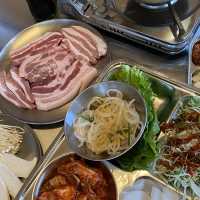 도심 속 바베큐장 ‘한마음정육식당 탑립점’