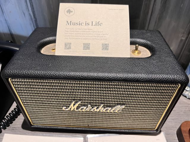 coffee and music is life~~~