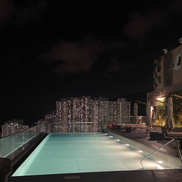 無敵海景泳池🐠一定會再去黃竹坑酒店❤️