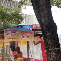 🇰🇷韓国ｿｳﾙ 仁寺洞で食べ歩き！オススメ★行列のできる揚げたてホットク♥️