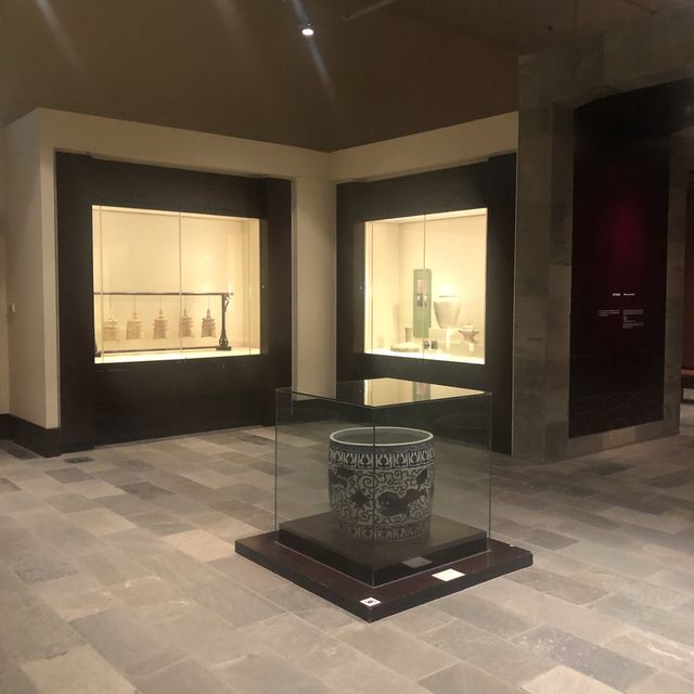  徐展堂中國藝術館