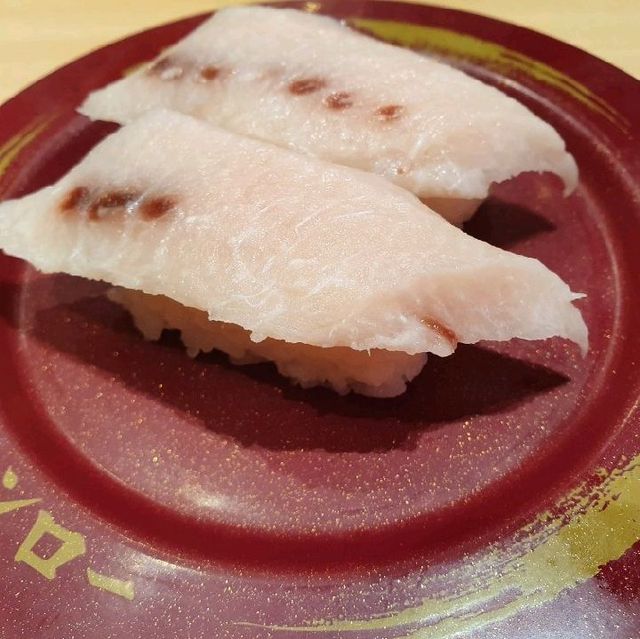 Authentic kaiten sushi at Sushiro🍣 !