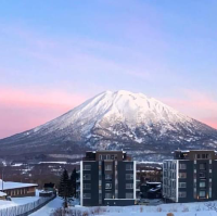 Niseko Blue Bird Day