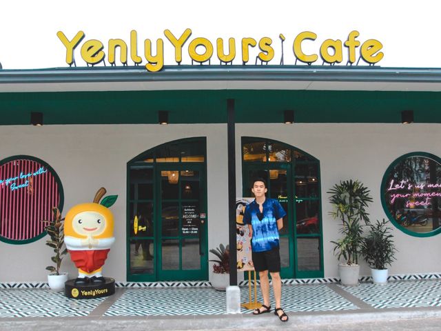ร้าน Yellow yours cafe’