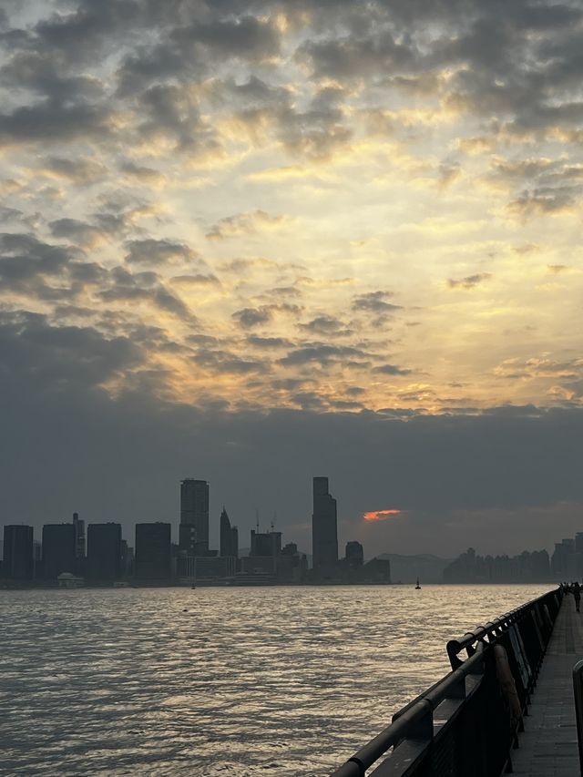 堅尼地城海邊｜一個網紅聚集的地方
