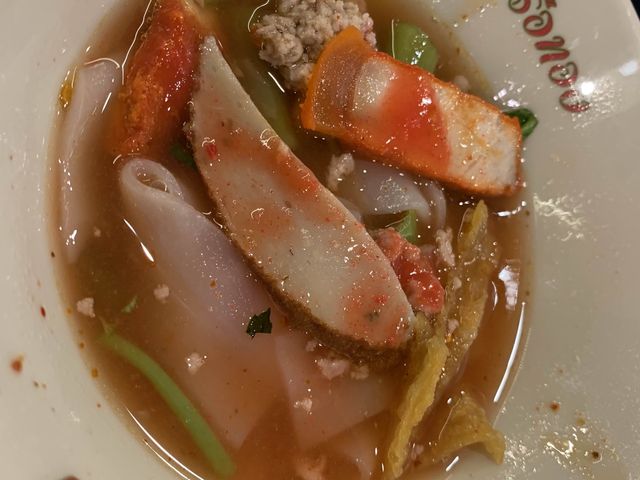 📍曼谷美食。Baan Kuay Tiew Ruathong 船麵。