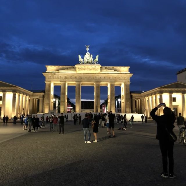 德國🇩🇪柏林 ｜充滿歷史的痕跡與性開放觀念的城市😱自由行🚶🏼