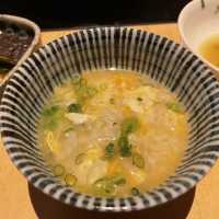 福岡来たら水炊き『華味鳥』