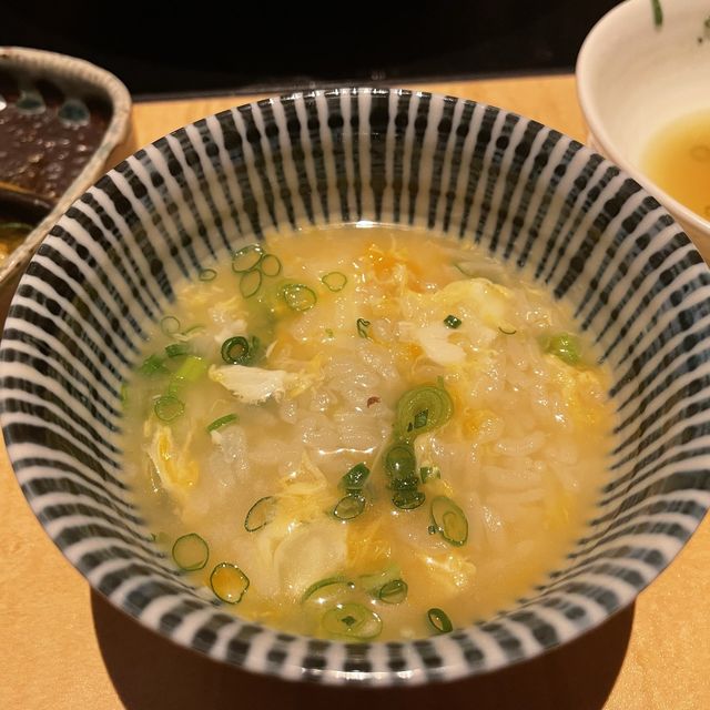 福岡来たら水炊き『華味鳥』
