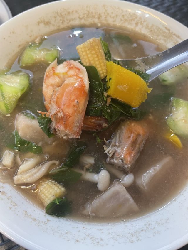 ร้านอาหารไทย รสมือดีในภูเก็ต