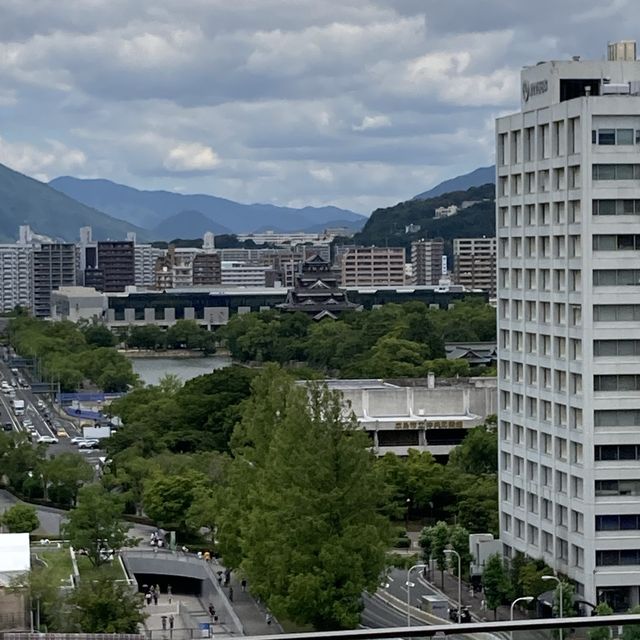 広島市　おりづるタワーの展望台