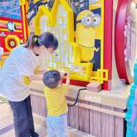 小黃人迷你兵團商場打卡