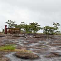 เที่ยวชมอุทยานแห่งชาติ ติดกับพรมแดนประเทศลาว