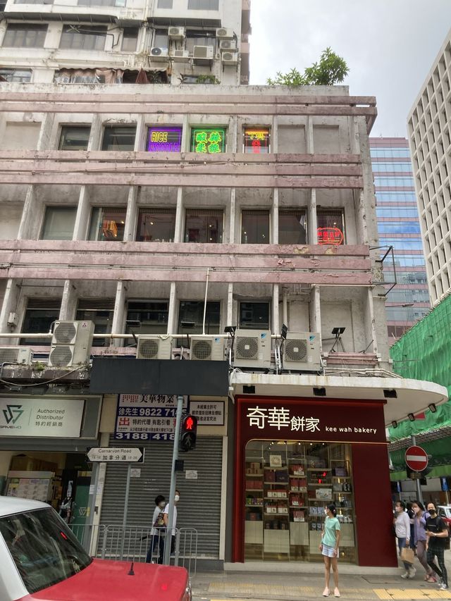 回到八十年代香港吃雞煲火鍋