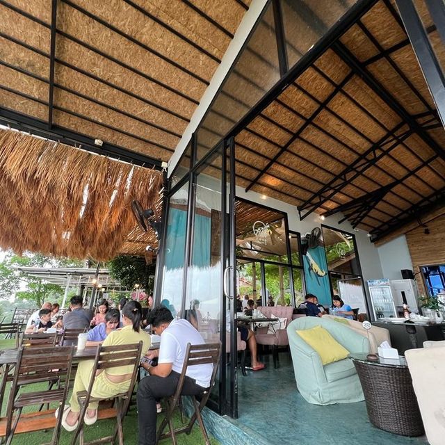 Dining on Island's Peak!