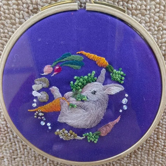 復古的刺繡圖案特展！美麗雅典，肥兔豐年！