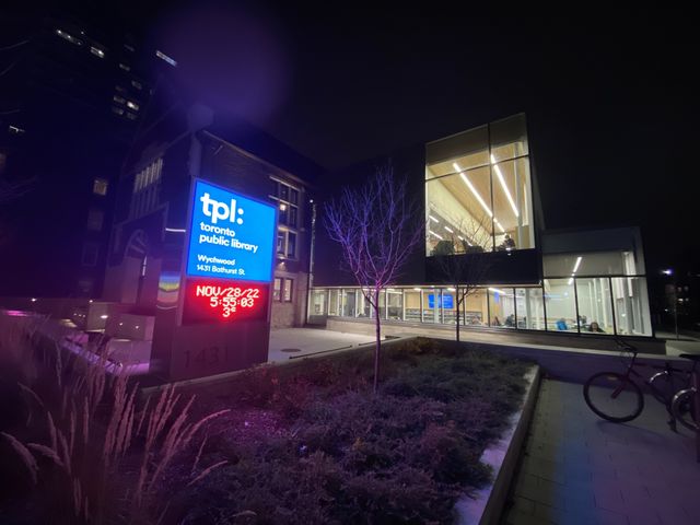 Toronto Public Library Wychwood-Bathurst