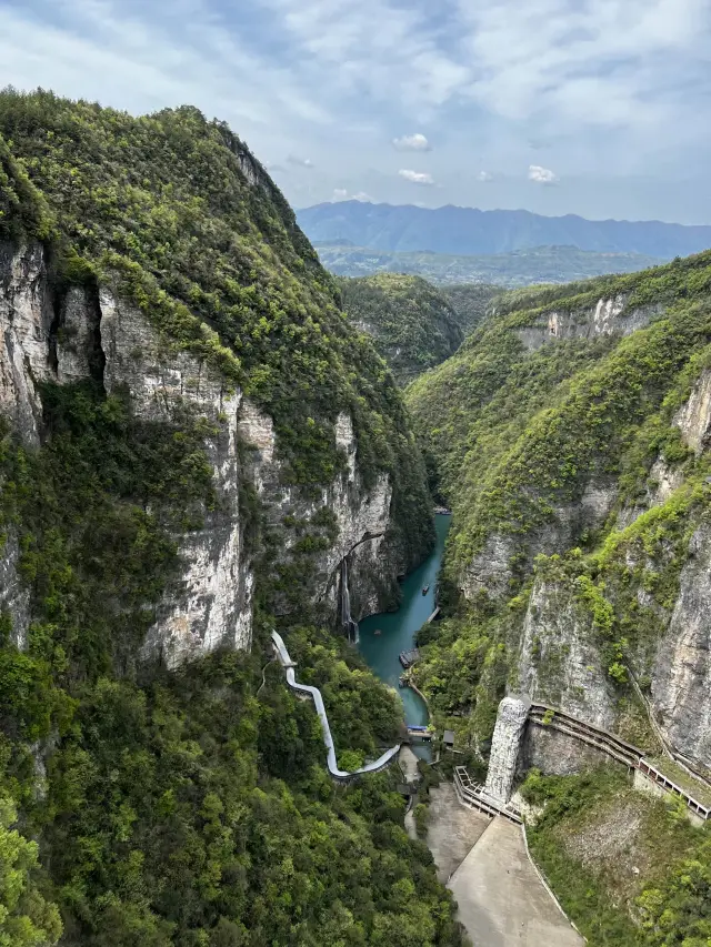 Zhangjiajie Grand Canyon Glass Bridge Strolls