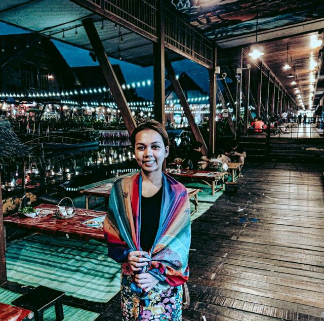 Explore The Pattaya Floating Market!