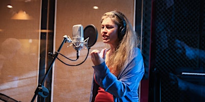 Holly Thody Piano and Voice | Parish of Cirencester