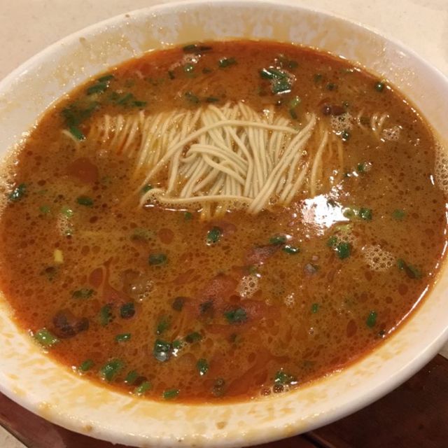 招牌擔擔麵—詠藜園