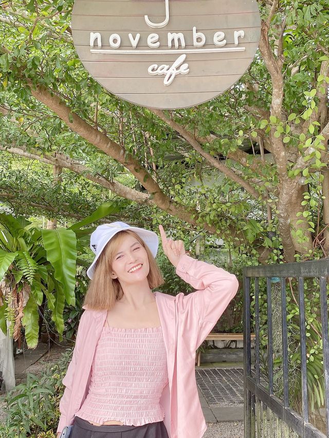 ร้านNovember cafe’