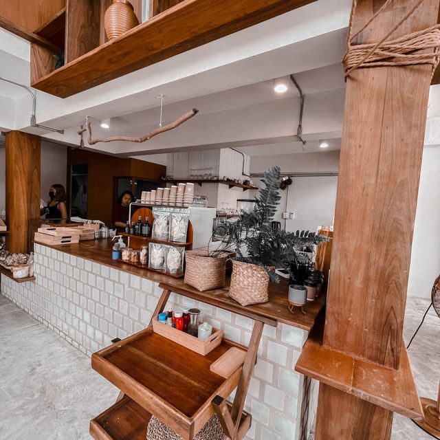 อิ่ม imm ร้านกาแฟบรรยากาศสบายในหลังสวนชุมพร
