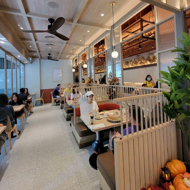 假期就是要吃個優雅😌的早餐🍽