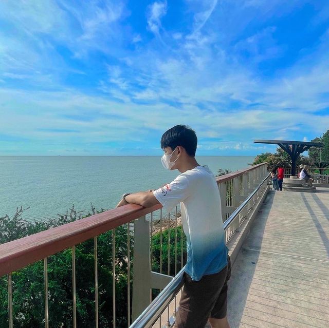 เขาสามมุข