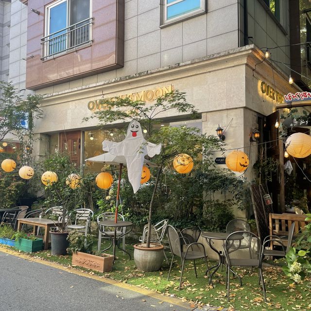할로윈 기분 내러 보정동 카페거리🎃