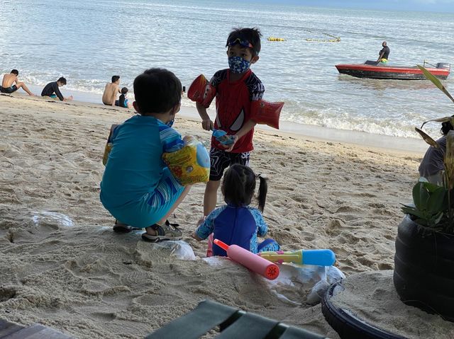 Shang Ri La Golden Sand, Penang