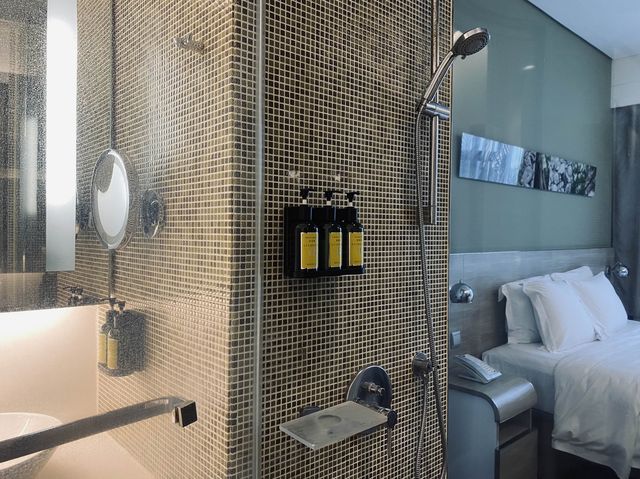 🏨旺角薈賢居