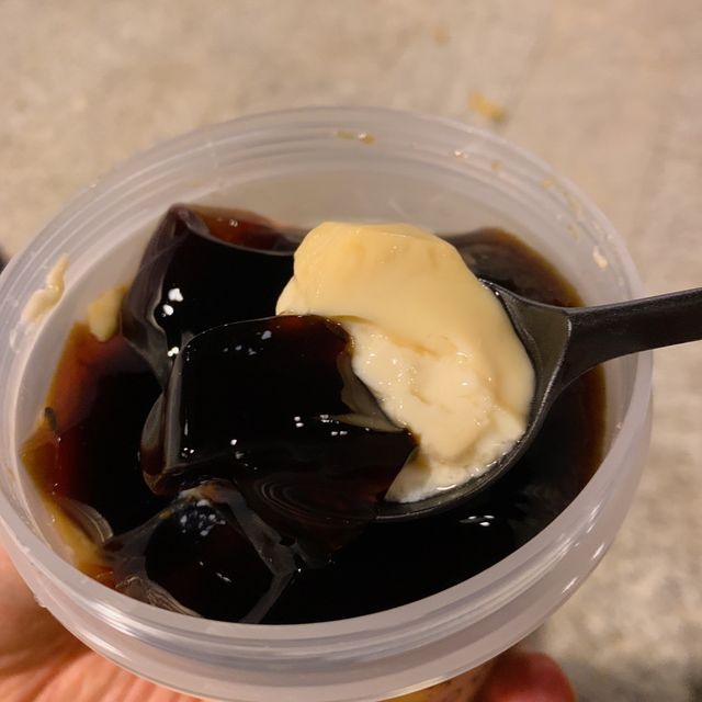 豆乳狂人｜簡單美味的豆花甜品🥄🤍