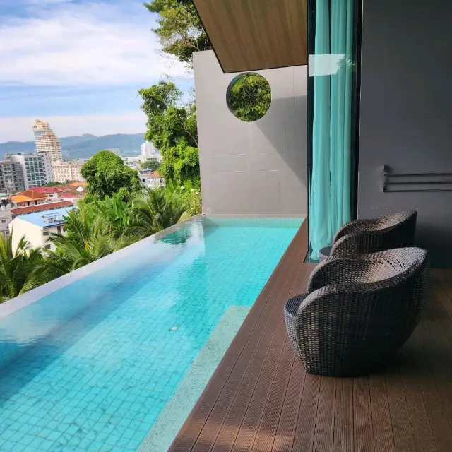Good private pool villa with loft.