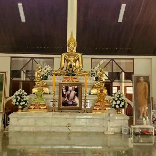 วัดหนองป่าพง  จ.อุบลราชธานี