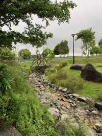 Holland Green Linear Park 