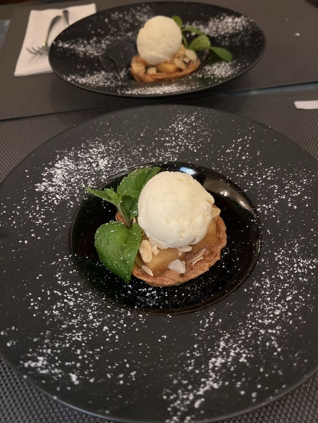 《用心製作法國菜Amici 》 《用心製作法國菜Amici 》