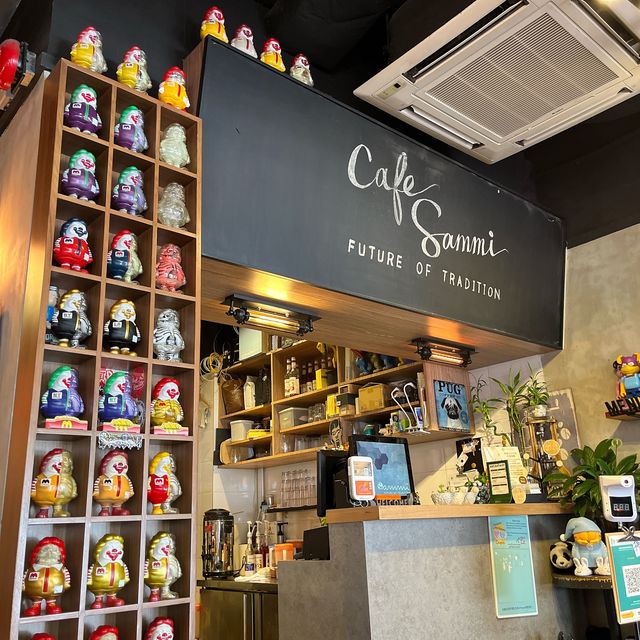 荃灣｜充滿模型嘅好坐舒服西餐cafe🧸🥩🍽