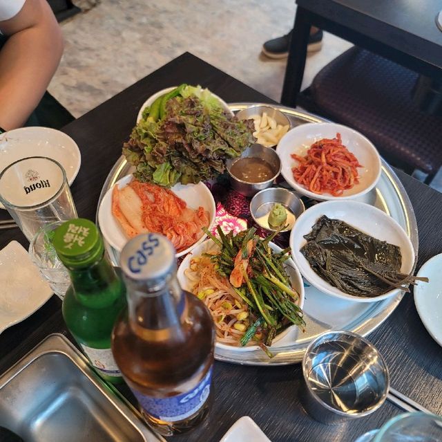 비오는 날 실내데이트는 삼겸살맛집 제주토종흑돼지
