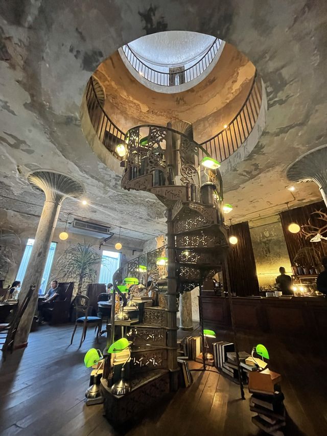 曼谷鬧市中hidden gem!