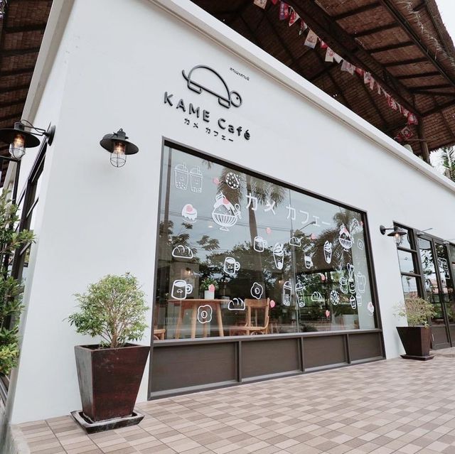 คาเฟ่โซนหาดเจ้าหลาวกับ Kame Cafe คาเฟ่น้องเต่า