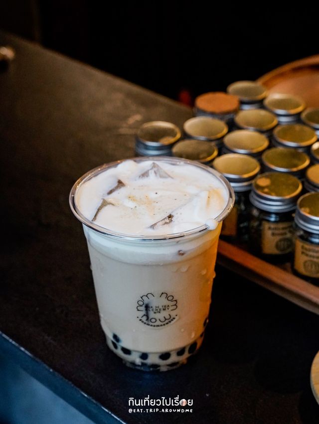 TE time & space ร้านชาดอกไม้ สมุนไพร และชานม 