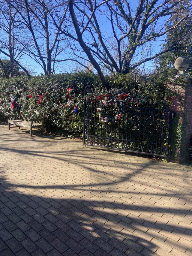 【クリスマスオーナメント】横浜イングリッシュガーデンでクリスマスデートしてきた！