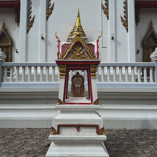 วัดพิชัยสงคราม (วัดนอก) วัดดังเมืองปากน้ำ