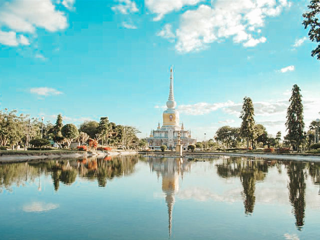 พุทธมณฑลอีสาน พระธาตุนาดูน