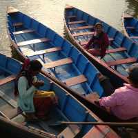 ทะเลสาบเฟวา (Phewa Lake)