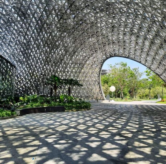 Gardens By the Bay, Bayfront Plaza 